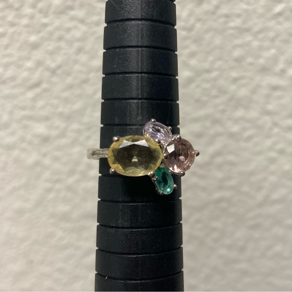 Multi color gem ring